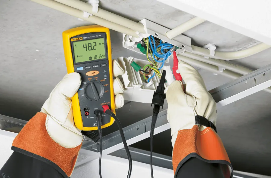 فروش میگر های ولتاژ fluke 1507